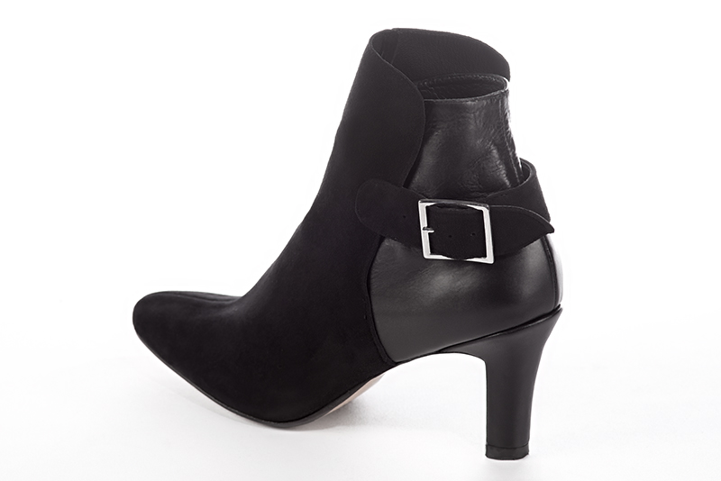 Matt black women's ankle boots with buckles at the back. Round toe. High kitten heels. Rear view - Florence KOOIJMAN